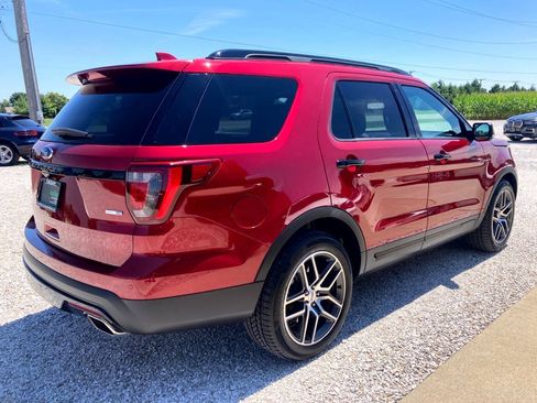 Used 2017 Ford Explorer Sport w/ Equipment Group 401A AWD/4WD image 7