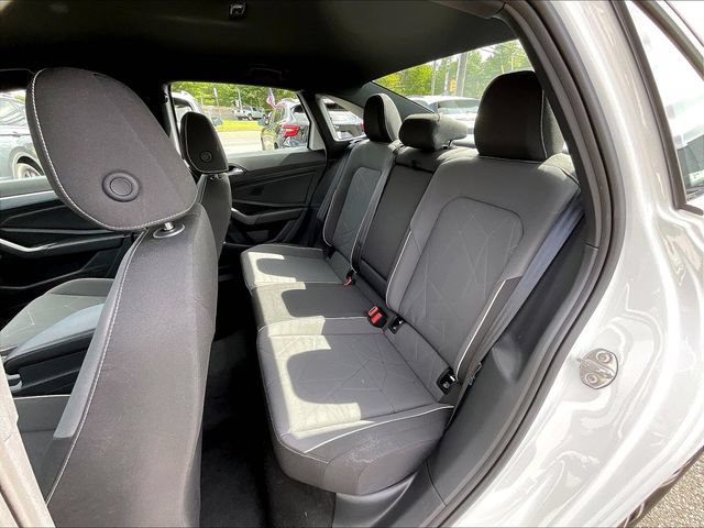 Certified 2025 Volkswagen Jetta Sport FWD image 24