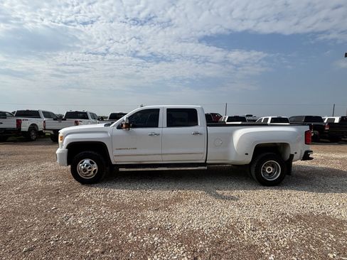 Used 2015 GMC Sierra 3500 Denali w/ Duramax Plus Package image 2
