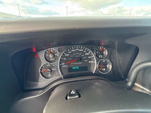 New 2025 GMC Savana 3500 w/ Power Convenience Package image 18