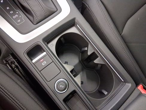 New 2025 Audi Q3 2.0T Premium w/ Convenience Package image 26