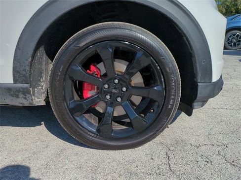 Used 2021 Ford Explorer ST w/ Equipment Group 401A image 11