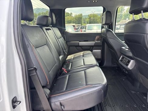 Used 2025 Ford F250 Lariat w/ Black Appearance Package AWD/4WD image 15