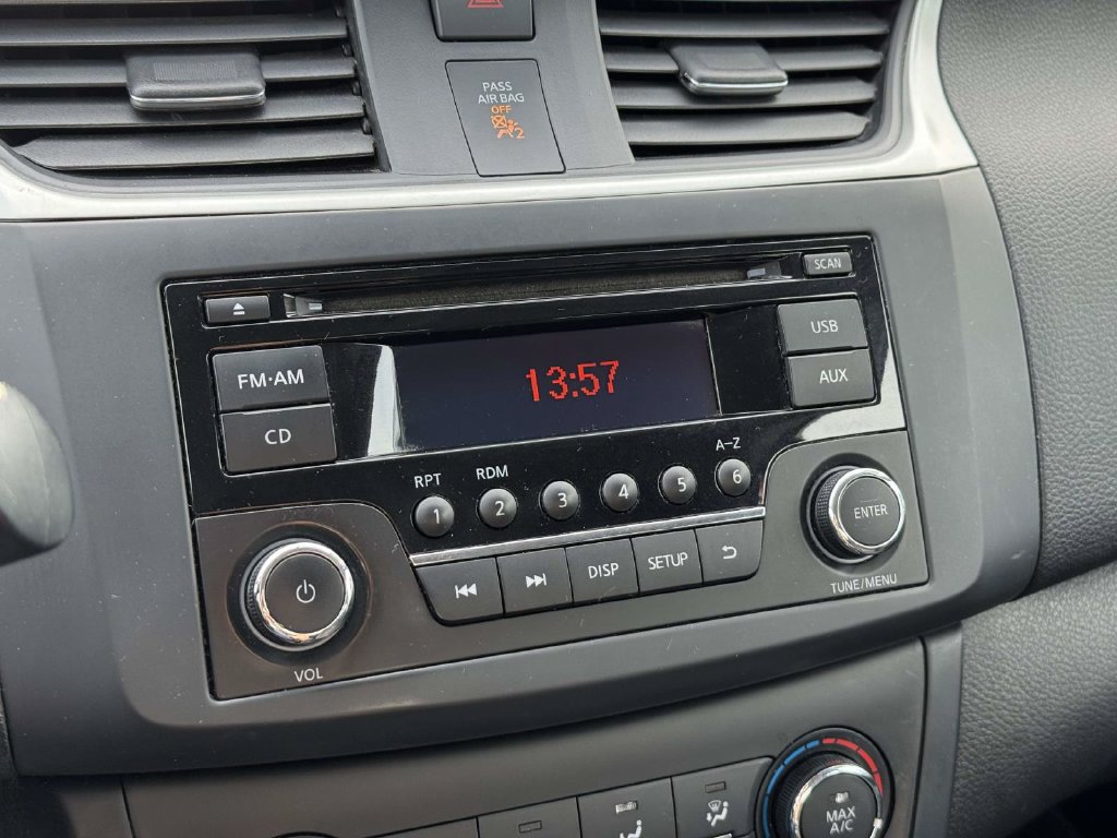 Used 2017 Nissan Sentra S FWD image 15