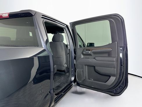 Used 2023 Chevrolet Silverado 1500 LT image 28