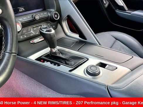 Used 2015 Chevrolet Corvette Z06 w/ 3LZ Preferred Equipment Group image 17