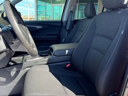 Certified 2025 Honda Ridgeline Sport image 9