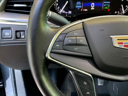 Used 2019 Cadillac XT5 Luxury AWD/4WD image 11