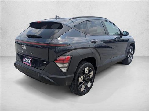 Used 2025 Hyundai Kona SEL AWD/4WD image 6