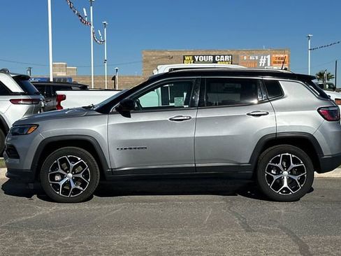 Certified 2024 Jeep Compass Limited image 10