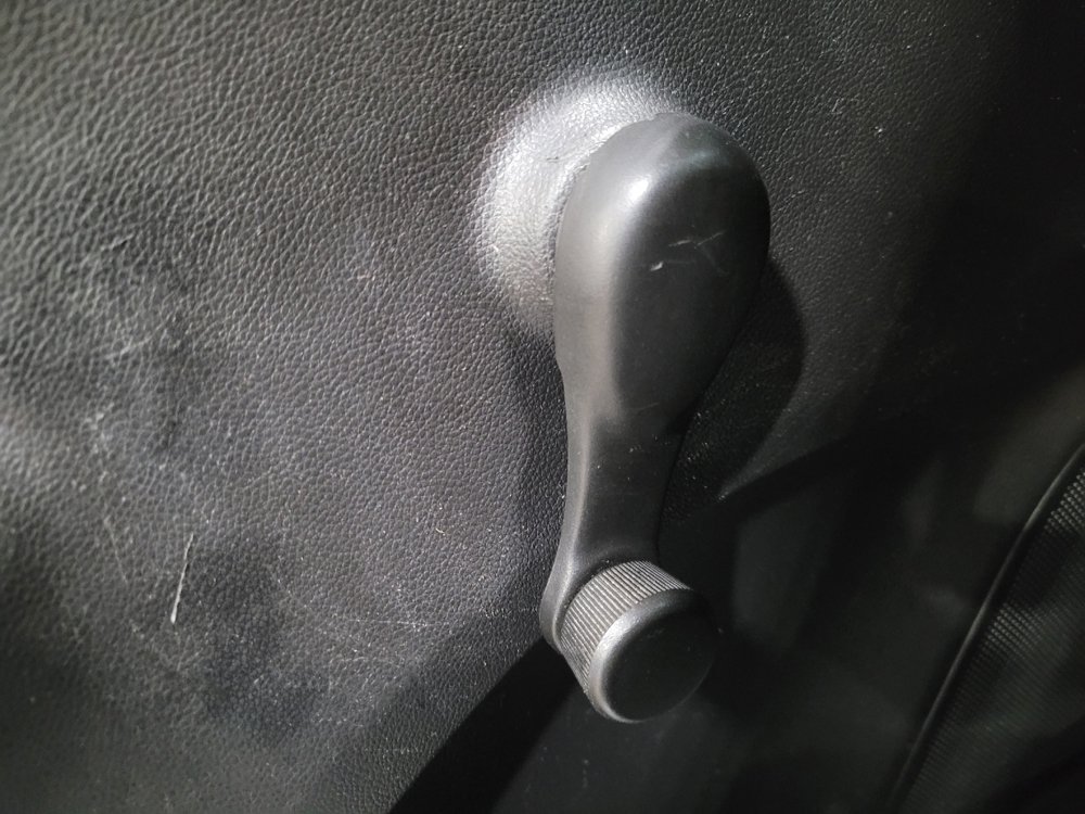 Used 2021 Chevrolet Spark LS FWD image 27