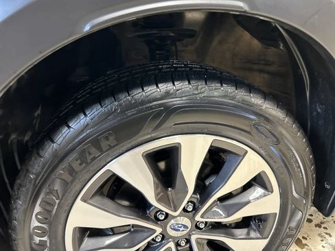 Certified 2025 Subaru Outback Touring XT AWD/4WD image 13