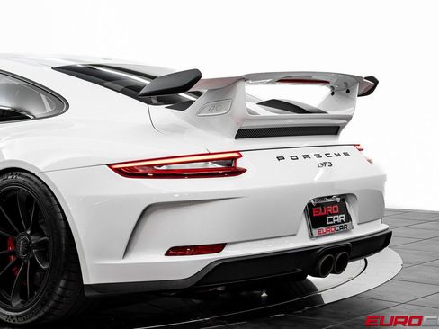 Used 2018 Porsche 911 GT3 image 16