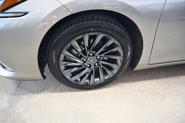 Used 2019 Lexus ES 350 w/ Accessory Package 2 FWD image 36