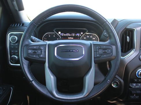 Used 2023 GMC Sierra 2500 Denali w/ Denali Black Diamond Edition image 20