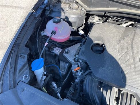 Used 2023 Kia Sportage EX image 18