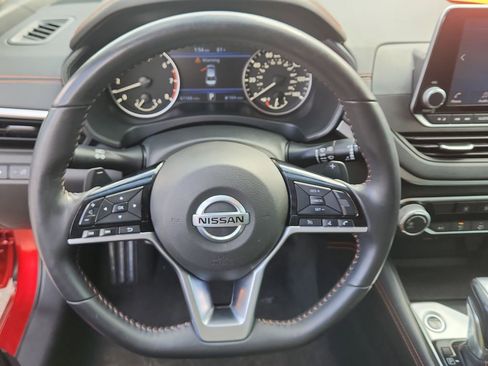 Used 2020 Nissan Altima 2.5 SR image 18