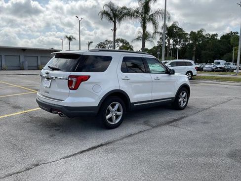 Used 2018 Ford Explorer XLT w/ Equipment Group 202A image 15
