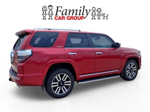 Used 2024 Toyota 4Runner Limited AWD/4WD image 4