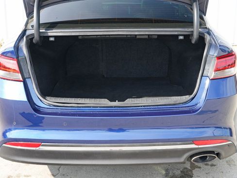 Used 2018 Kia Optima S w/ Panoramic Sunroof Package image 9