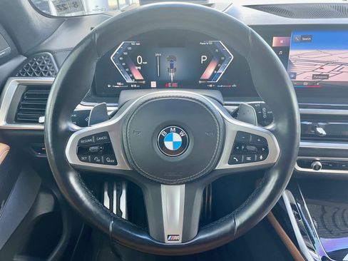 Used 2023 BMW X7 xDrive40i w/ M Sport Package image 21