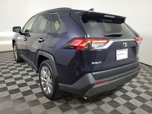 Used 2019 Toyota RAV4 Limited w/ Advanced Technology Package AWD/4WD image 4