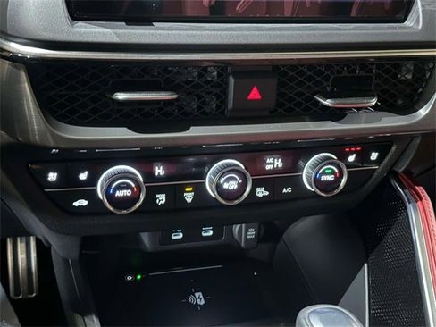 Used 2025 Acura ADX A-Spec image 27