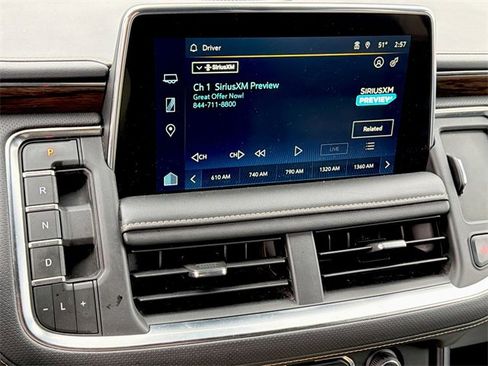 Used 2023 Chevrolet Suburban Premier image 13