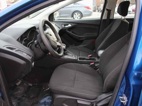 Used 2018 Ford Focus SE image 25