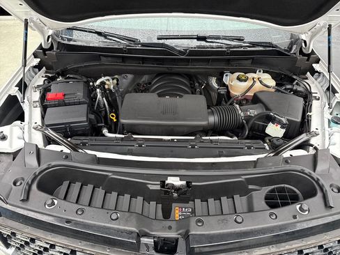 Used 2023 Cadillac Escalade Premium Luxury image 28