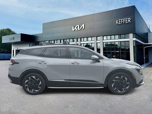 Certified 2024 Kia Sportage SX FWD image 9