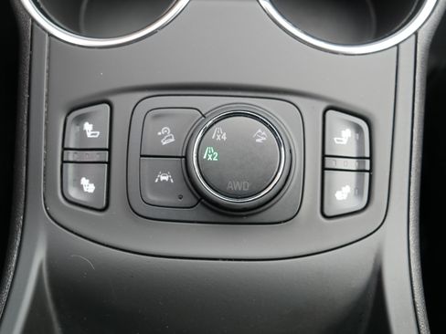 Used 2024 GMC Terrain SLE w/ Driver Convenience Package AWD/4WD image 31