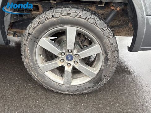 Used 2017 Ford F150 XLT w/ Equipment Group 302A Luxury image 13