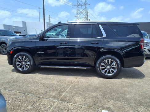 Used 2022 Chevrolet Tahoe LT w/ Luxury Package RWD image 26