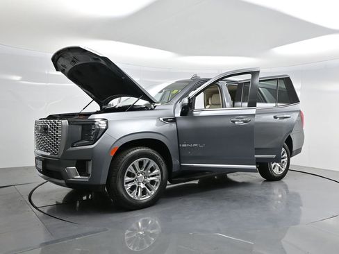 Used 2021 GMC Yukon Denali w/ LPO, Illumination Package image 58