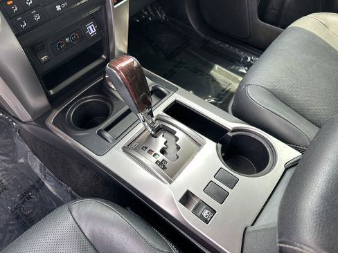 Used 2022 Toyota 4Runner Limited AWD/4WD image 51