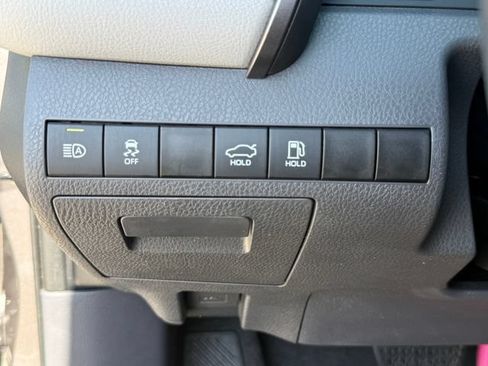 Used 2021 Toyota Camry XLE FWD image 23