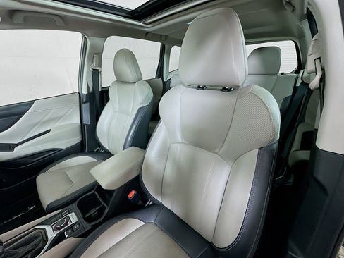 Used 2020 Subaru Forester Limited w/ Popular Package #3 image 22