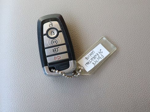 Used 2024 Ford Expedition Max Limited AWD/4WD image 38