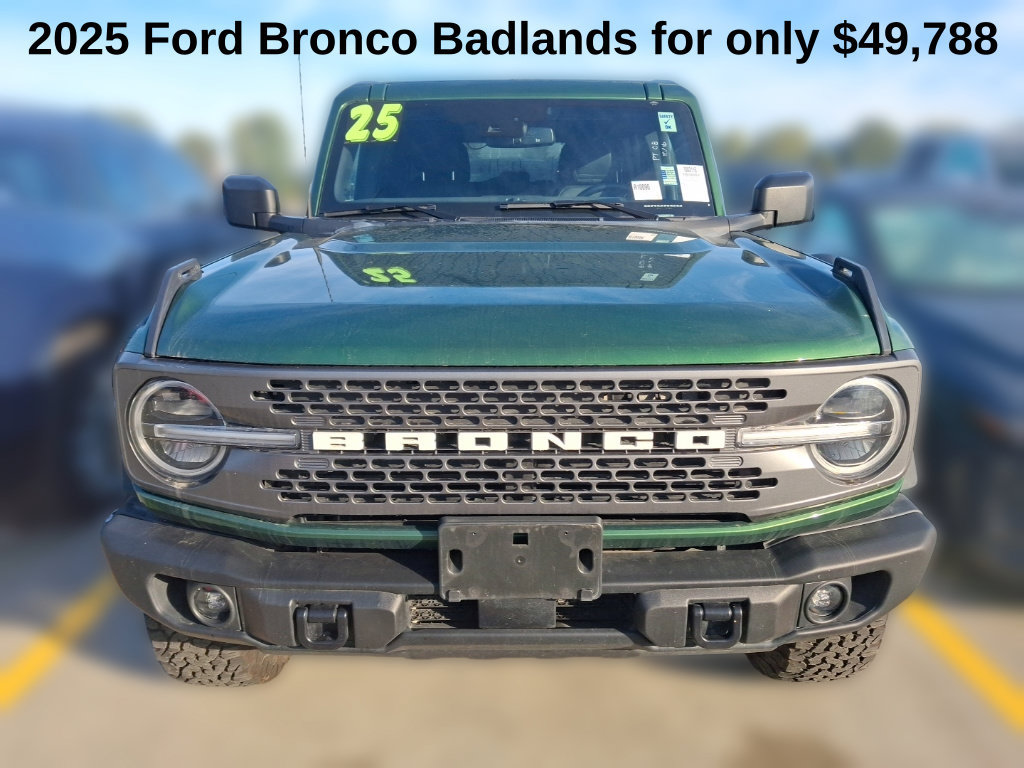 Used 2025 Ford Bronco Badlands AWD/4WD image 4