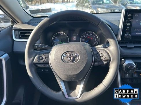 Used 2021 Toyota RAV4 XLE image 12