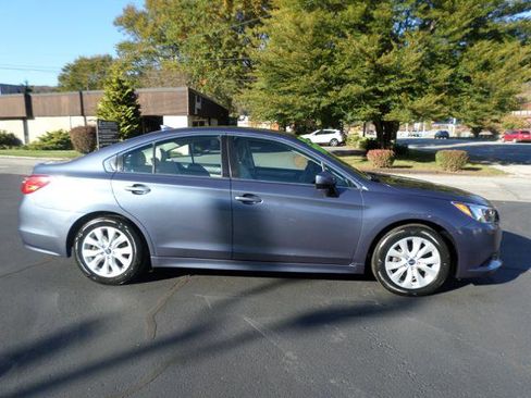 Used 2017 Subaru Legacy 2.5i Premium image 8
