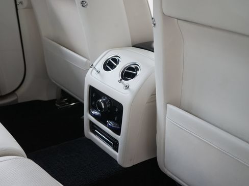 Used 2021 Rolls-Royce Ghost AWD/4WD image 19