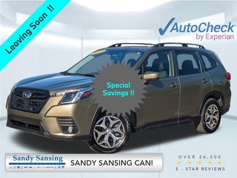Used 2022 Subaru Forester Premium image 1