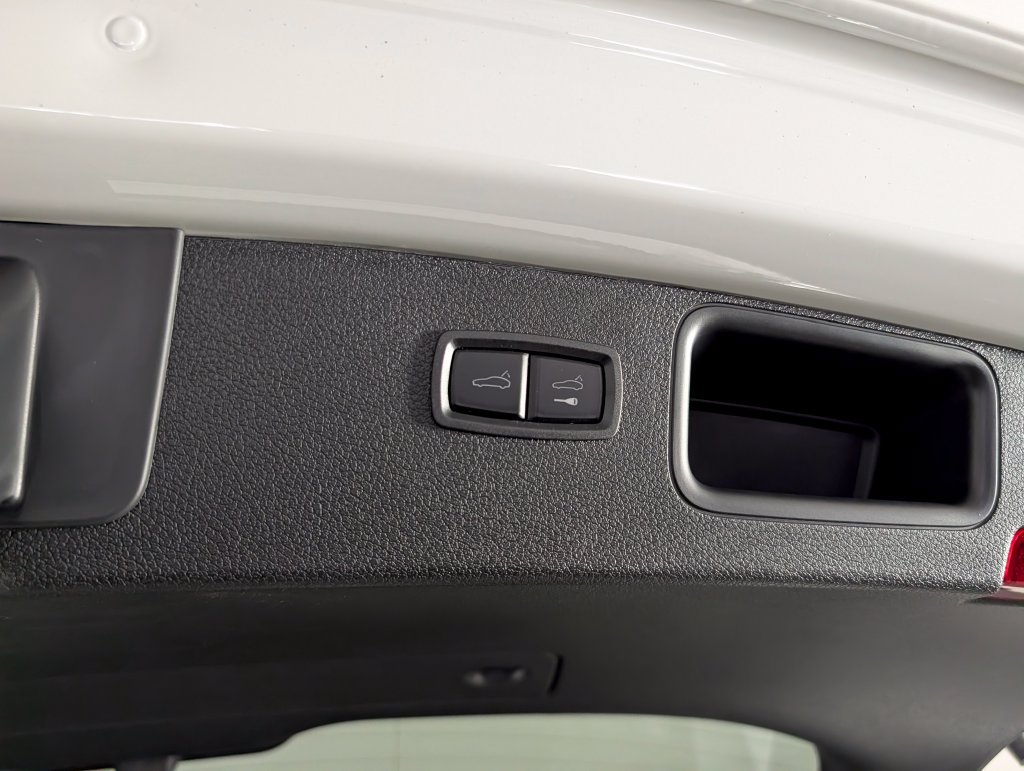 New 2026 Porsche Macan S AWD/4WD image 19
