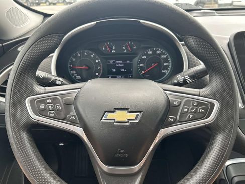 Used 2022 Chevrolet Malibu LS w/ Driver Confidence Package II FWD image 26