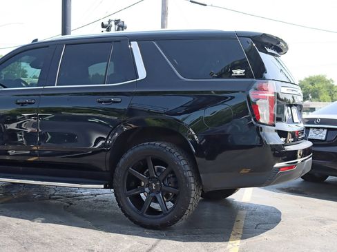 Used 2021 Chevrolet Tahoe LT w/ LT Signature Plus Package AWD/4WD image 12