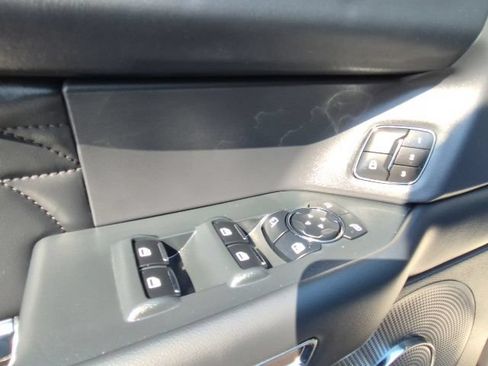 Used 2023 Ford Expedition Max Platinum AWD/4WD image 11