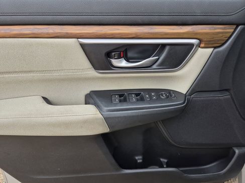Used 2019 Honda CR-V EX image 17