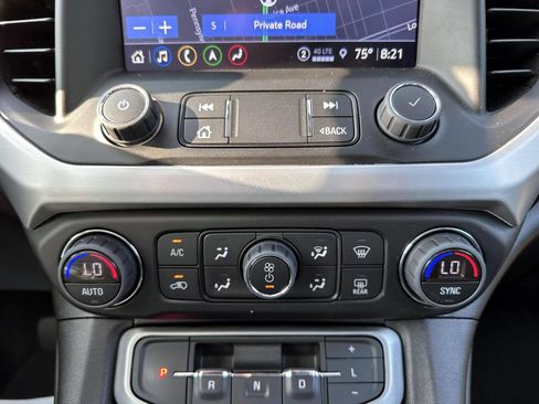 Used 2023 GMC Acadia SLT w/ Elevation Edition AWD/4WD image 25
